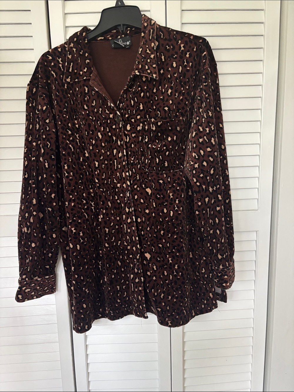 A long sleeve shirt in a leopard print
